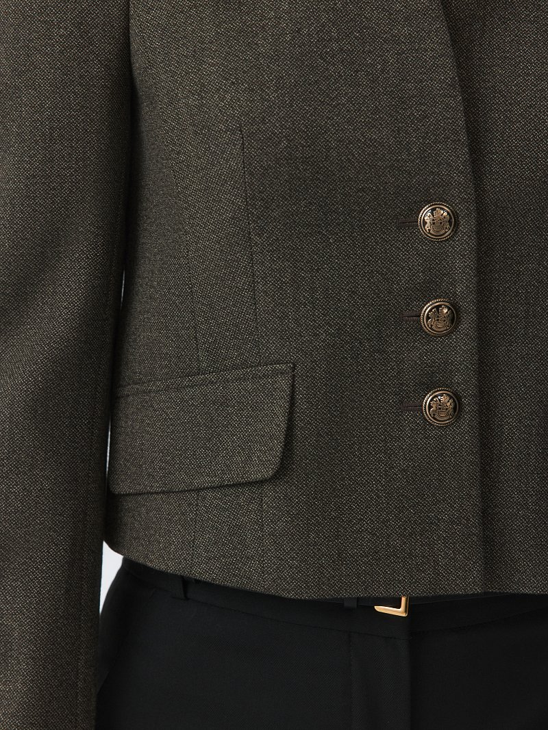 Укороченный жакет со стойкой