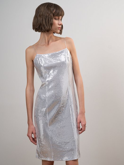 Вечернее платье на бретелях: фото №3