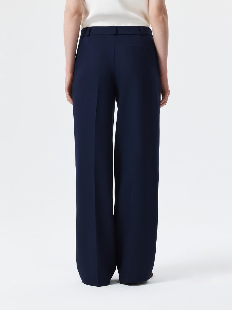 Брюки прямого кроя