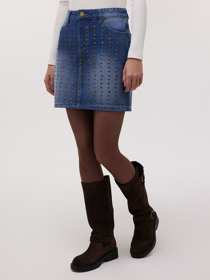 Джинсовая мини-юбка с клепками