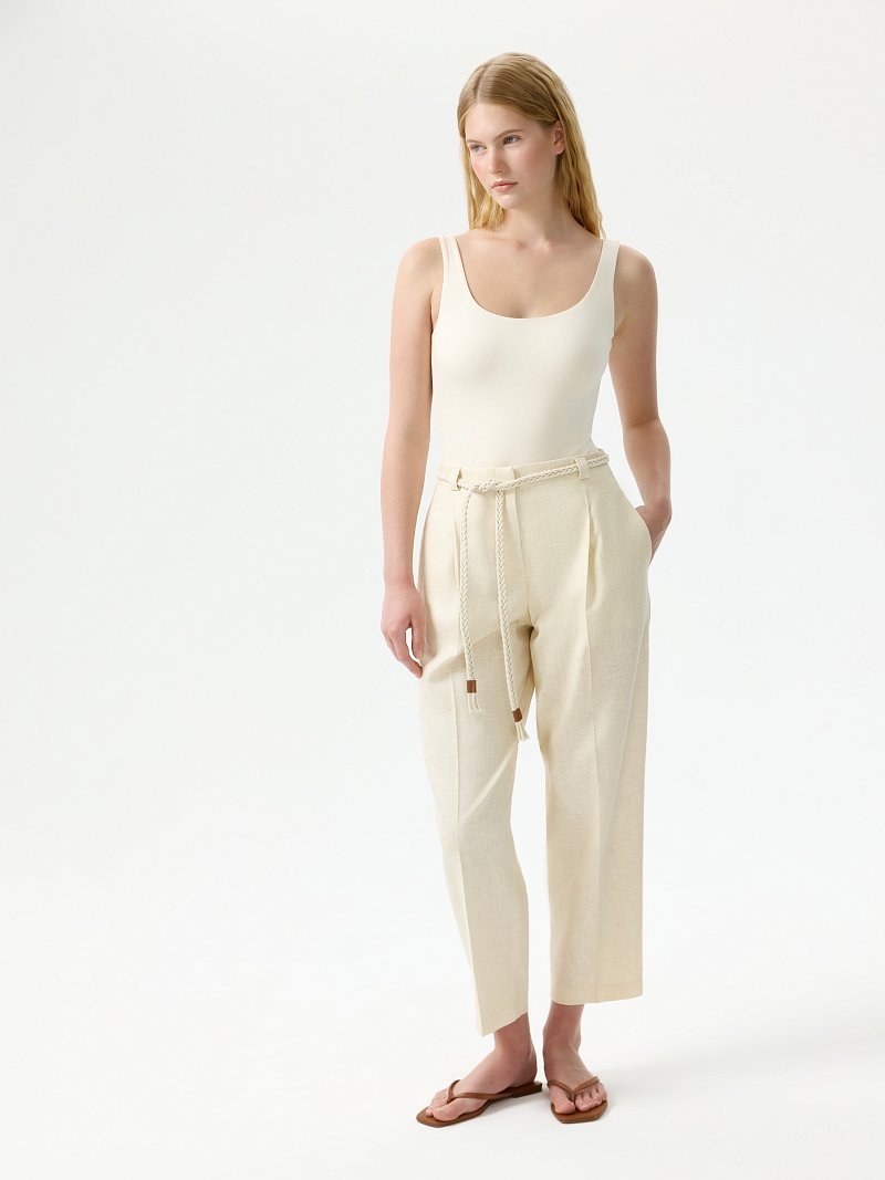Укороченные брюки изо льна