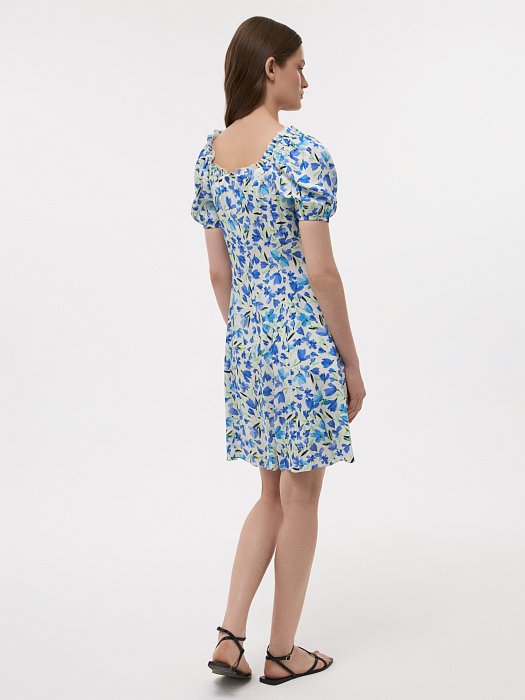 Короткое платье с цветочным принтом: фото №3
