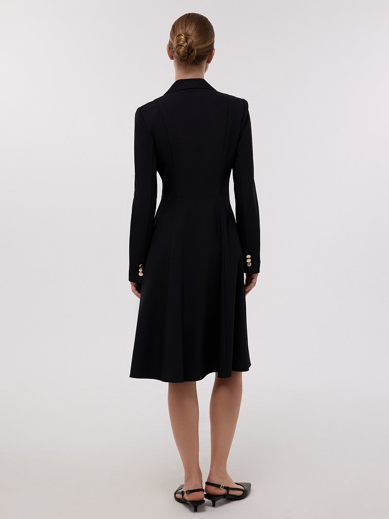 Платье на запах из костюмной ткани