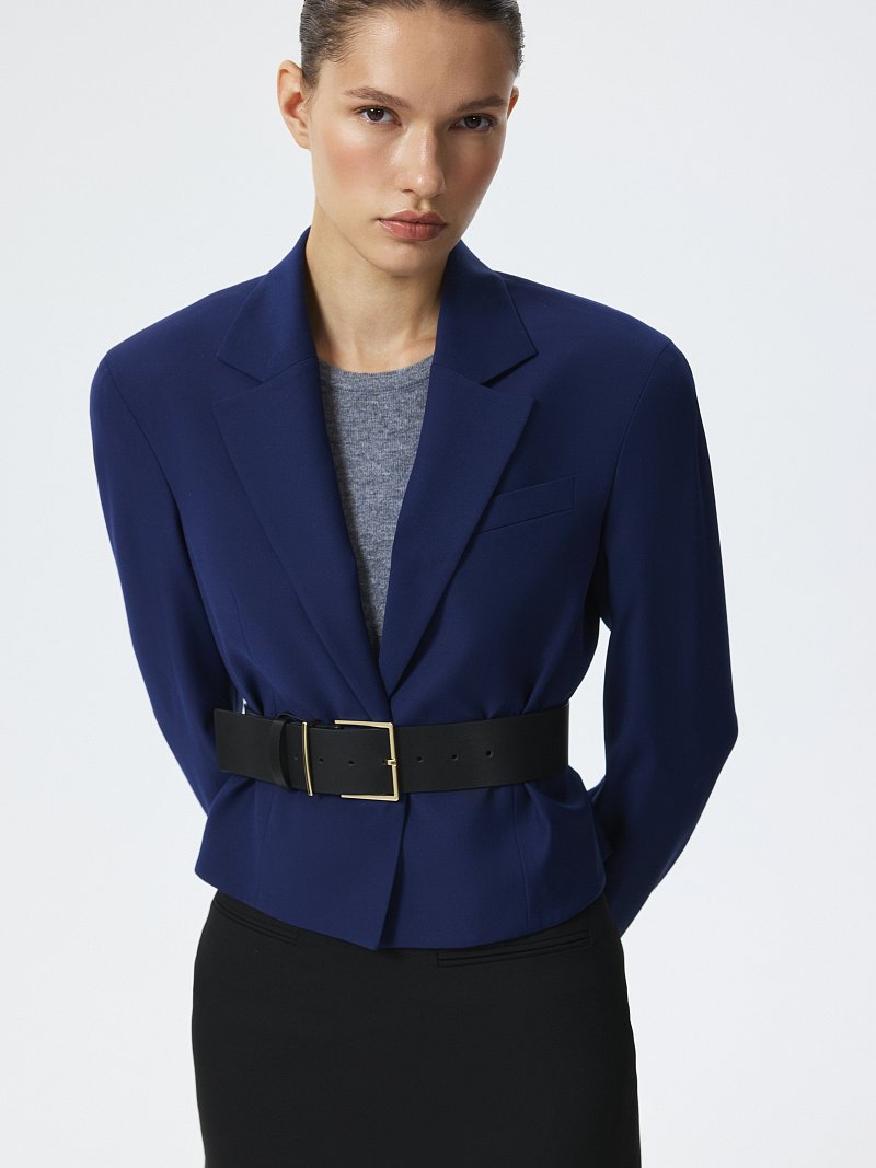 Укороченный жакет