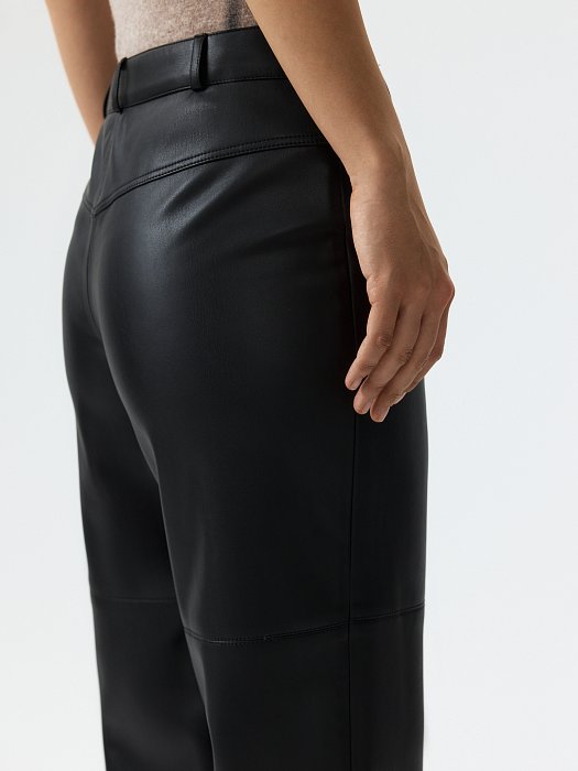 Брюки из экокожи: фото №5