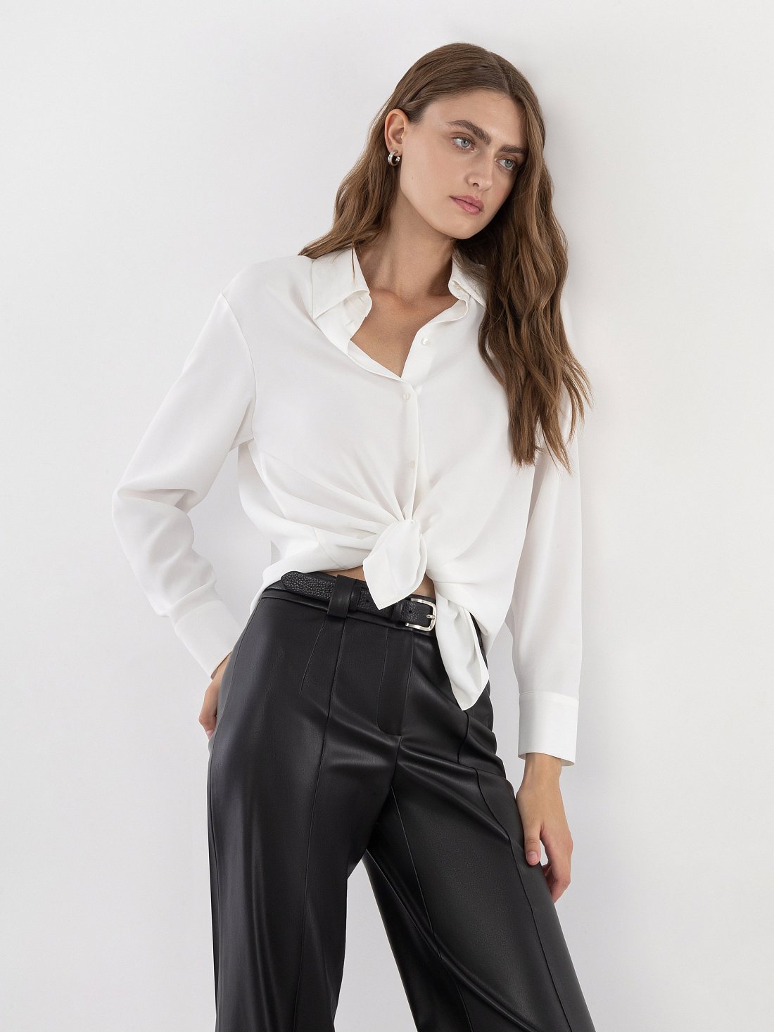 Блуза из струящейся ткани: фото №1