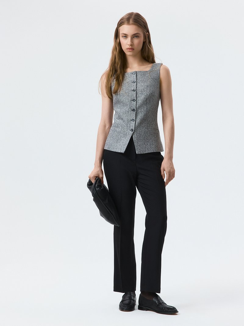 Прямые брюки со стрелками