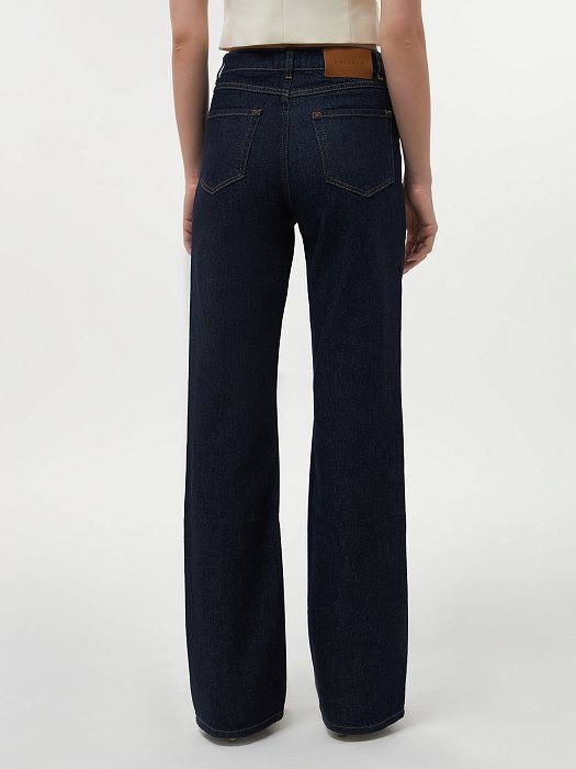 Джинсы расклешенные: фото №3