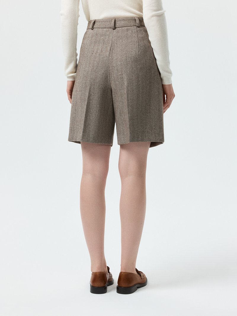 Шорты из твида «в елочку»