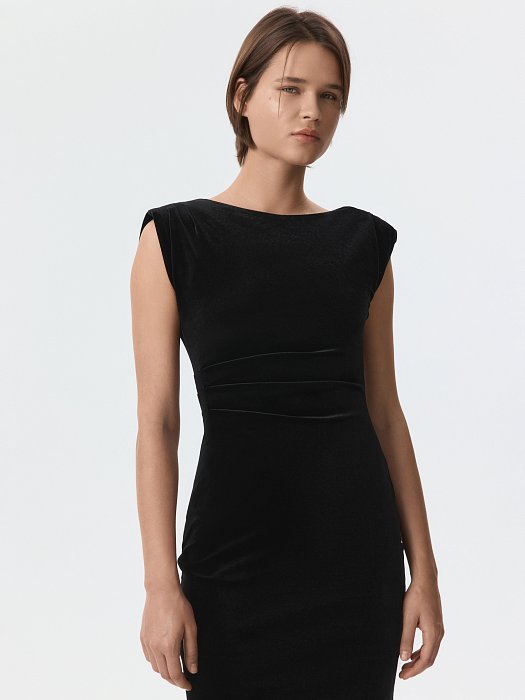 Бархатное платье-мини: фото №3