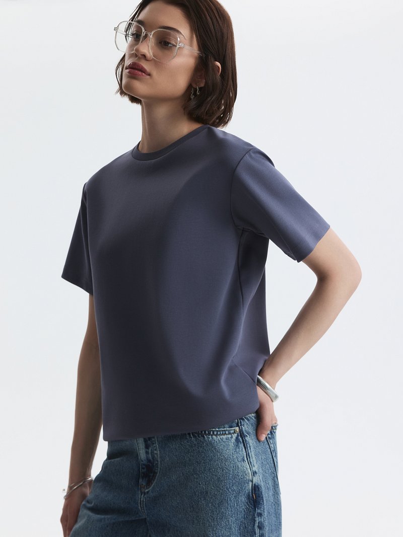 Однотонная футболка из 100% хлопка 