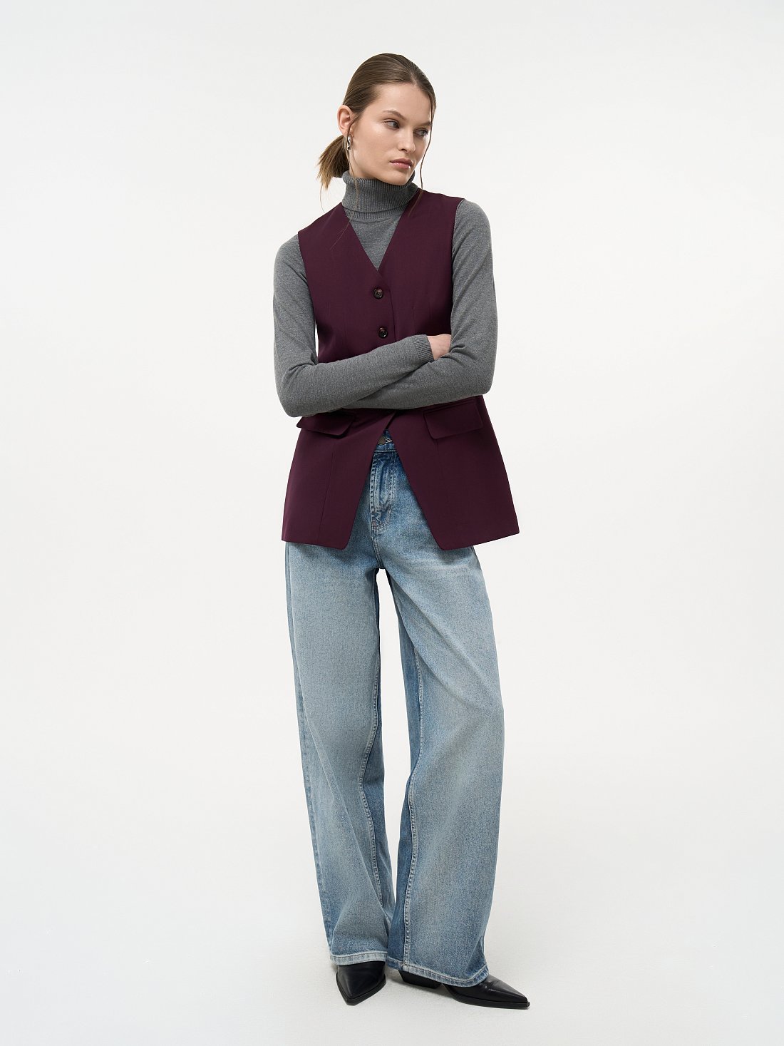 Приталенный жилет с шерстью: фото №1