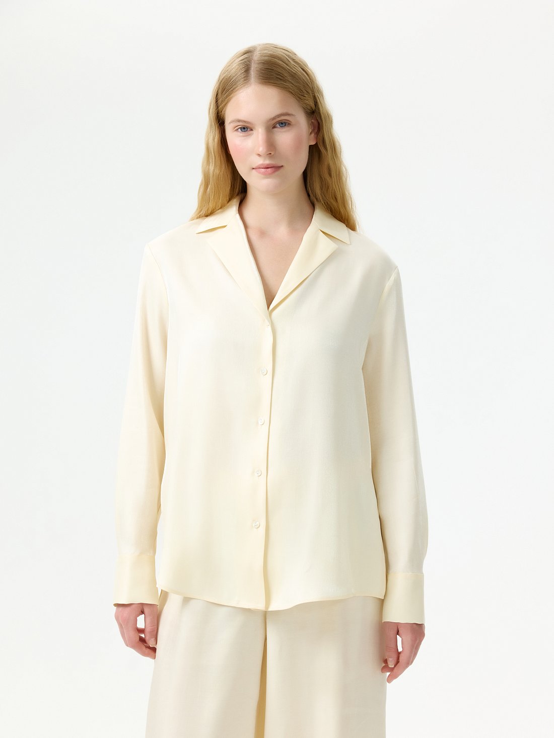 Атласная блуза оверсайз: фото №1