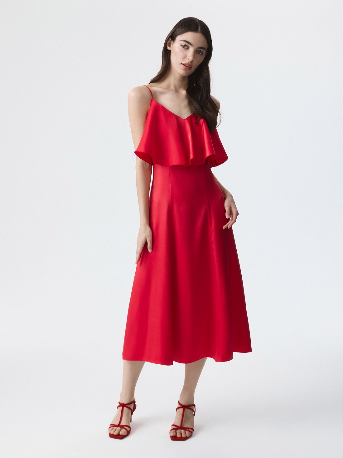 Атласное платье с воланами (Р158): фото №1