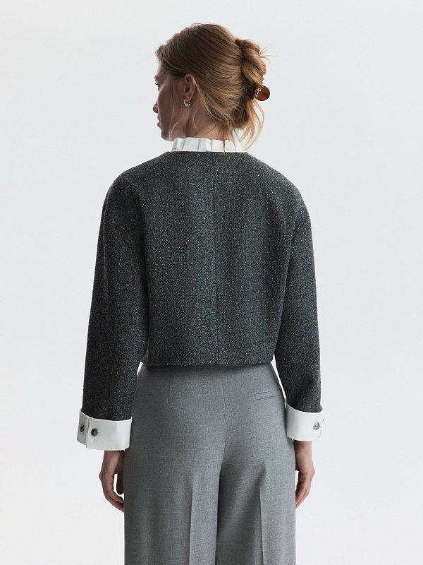 Укороченный жакет со съемными деталями