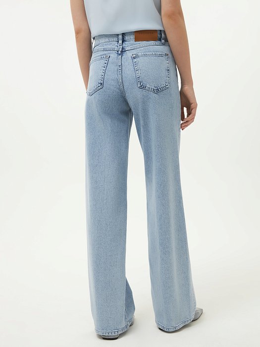 Широкие джинсы: фото №4