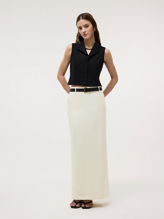 Укороченный приталенный жилет: фото №5