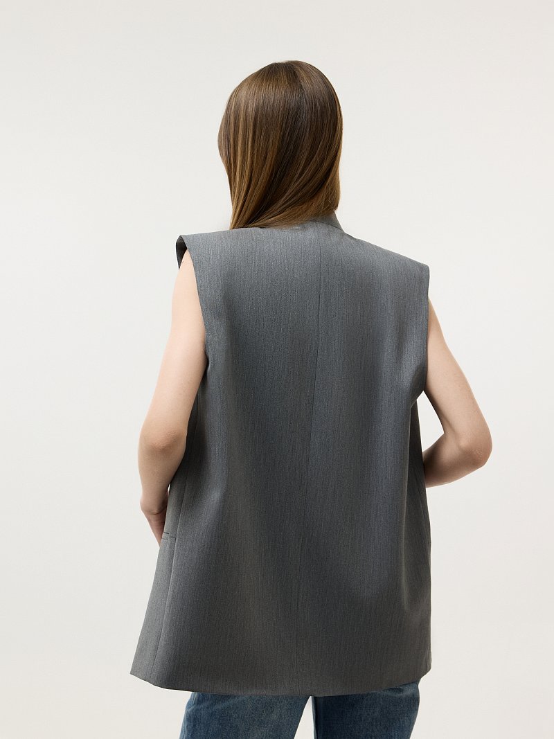 Удлиненный жилет без застежки