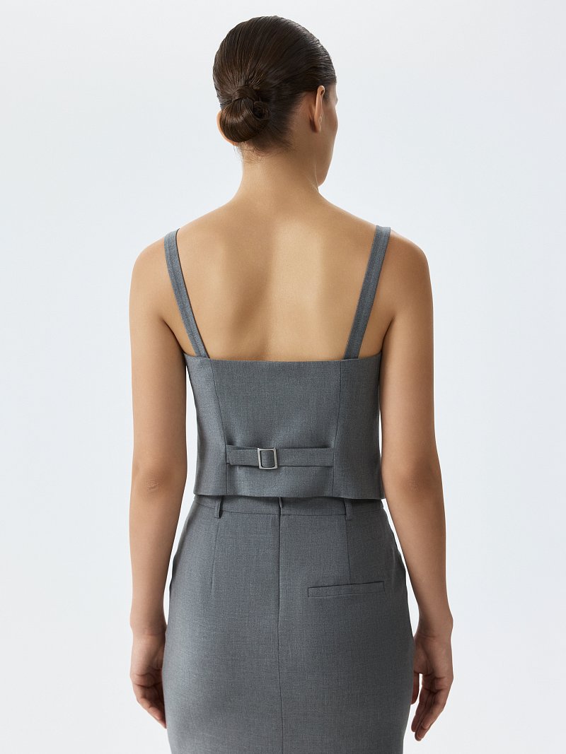 Костюмный топ со съемными бретелями