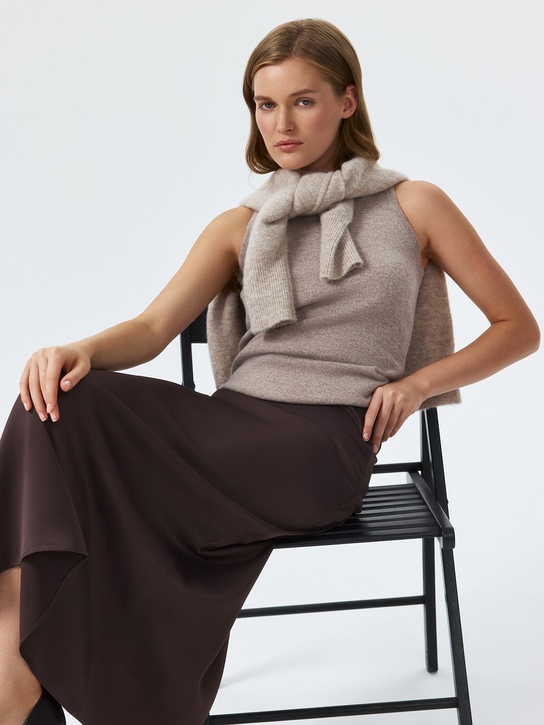 Атласная юбка-миди: фото №1