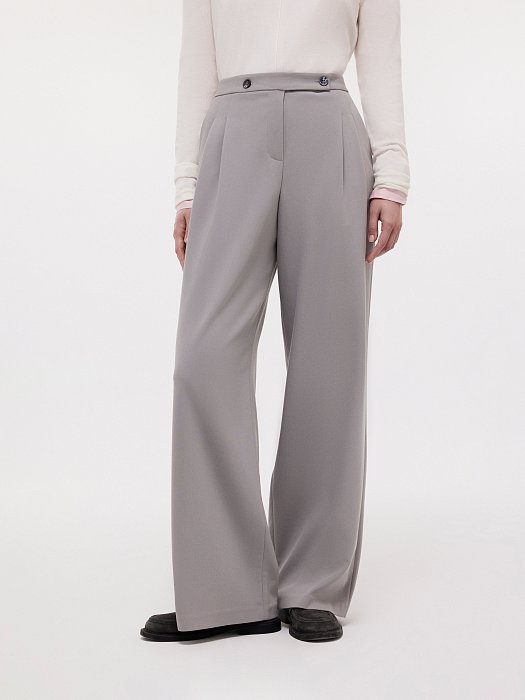 Прямые брюки с защипами: фото №2