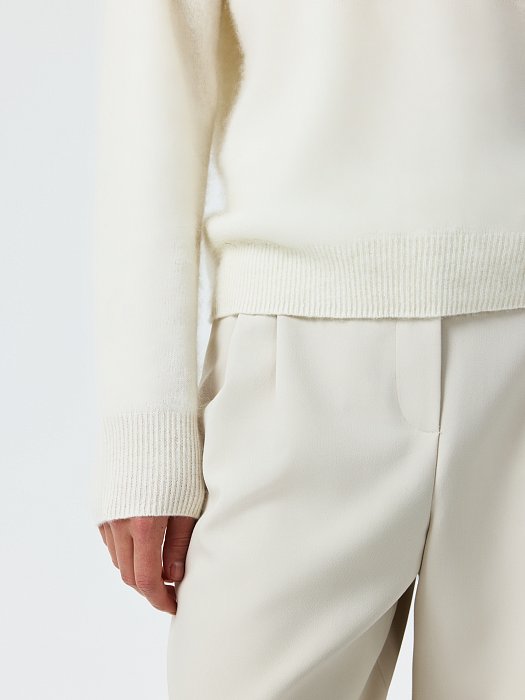 Джемпер из шерсти мериноса: фото №4