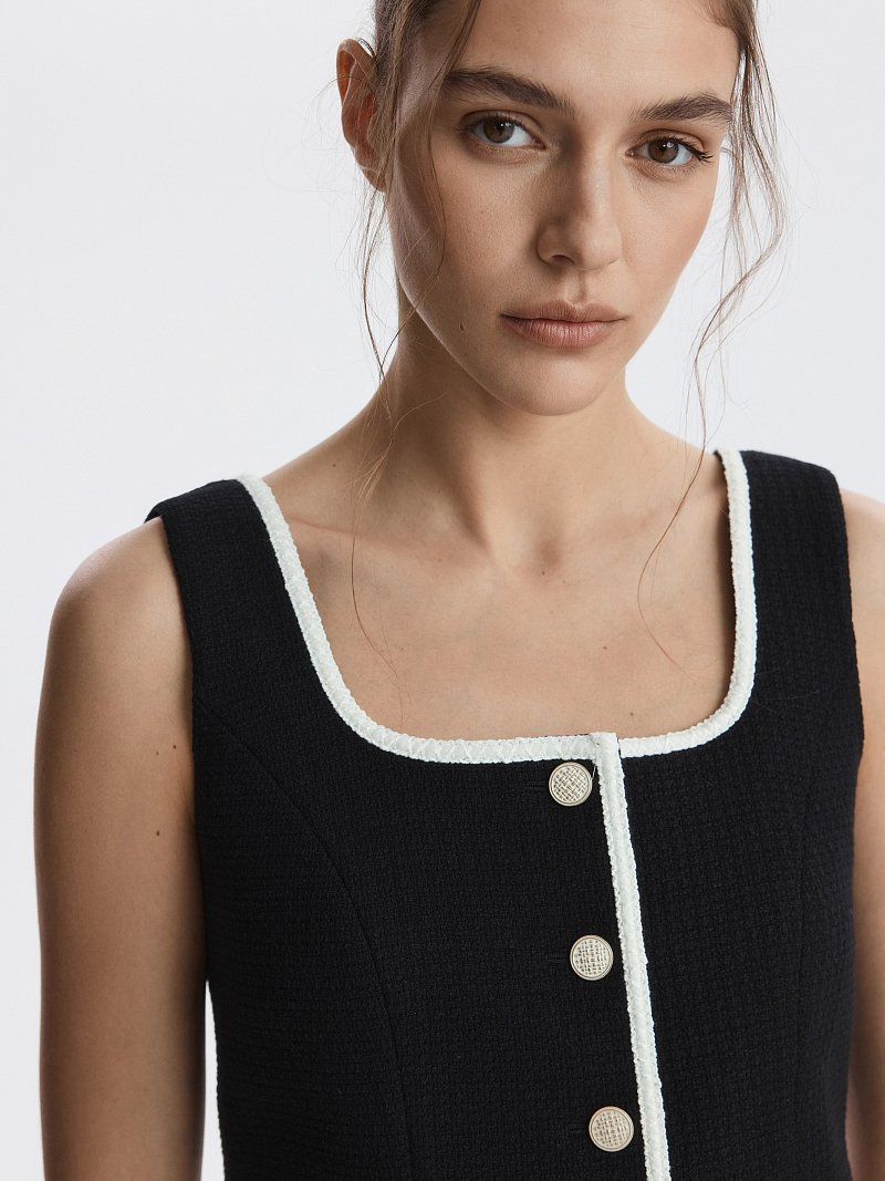 Жилет из твида