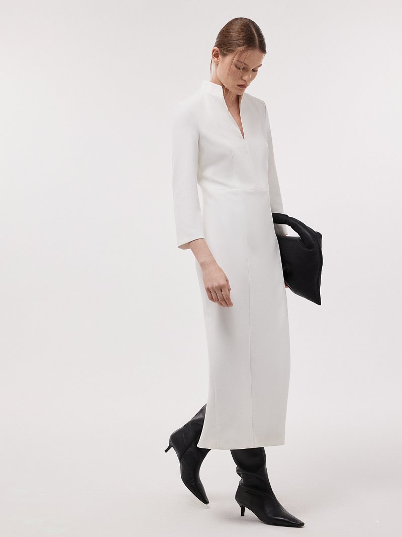 Платье-футляр с ремнем