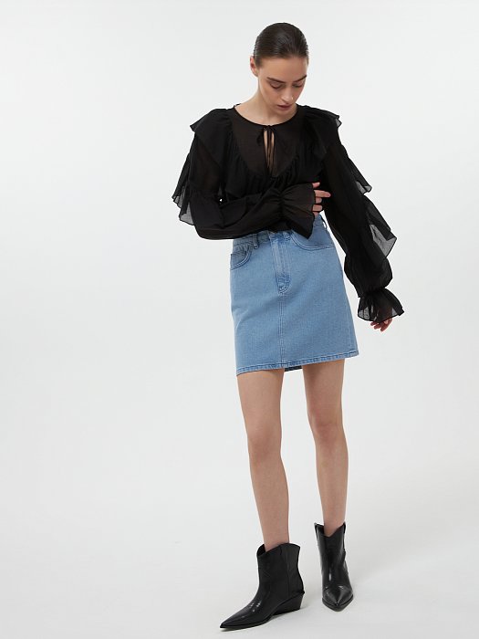 Прямая блуза с воланами: фото №3