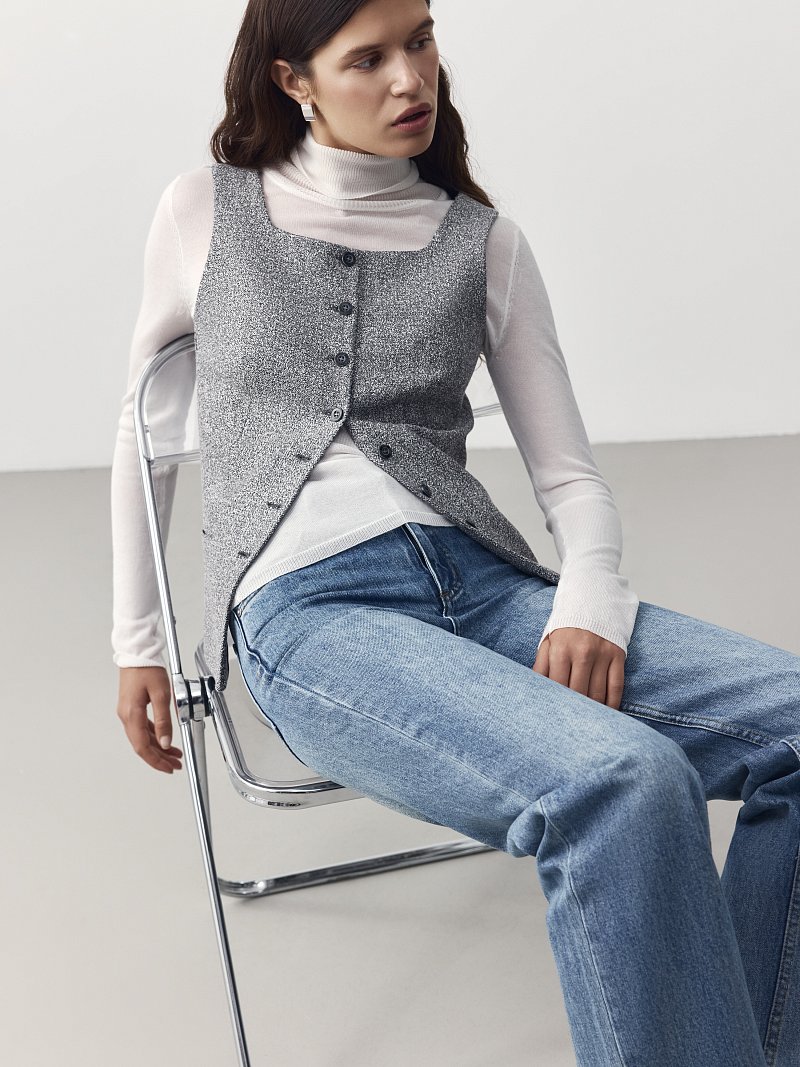 Жилет с квадратным вырезом