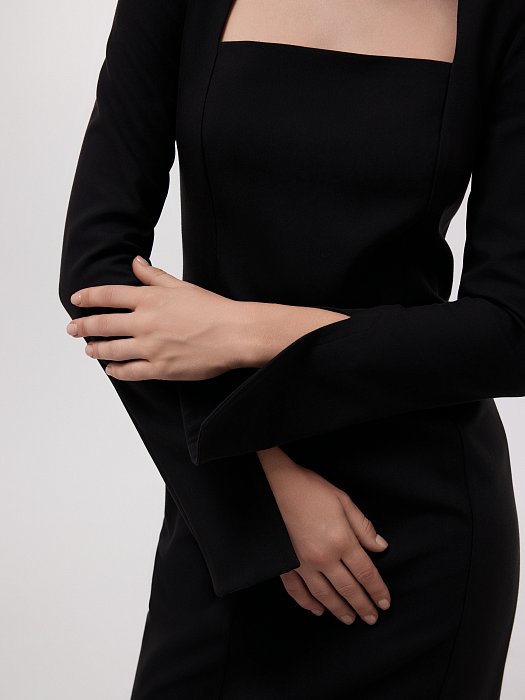 Платье с квадратным вырезом: фото №2