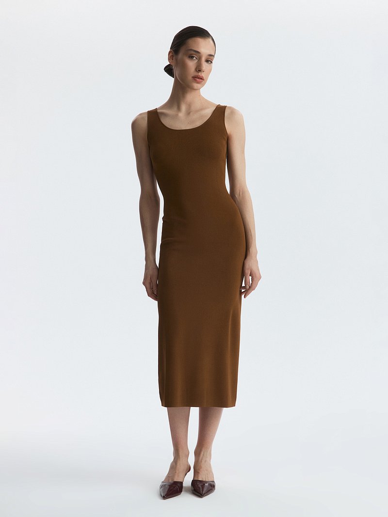 Платье-миди из трикотажа