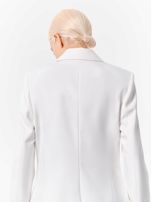 Однобортный приталенный жакет: фото №7