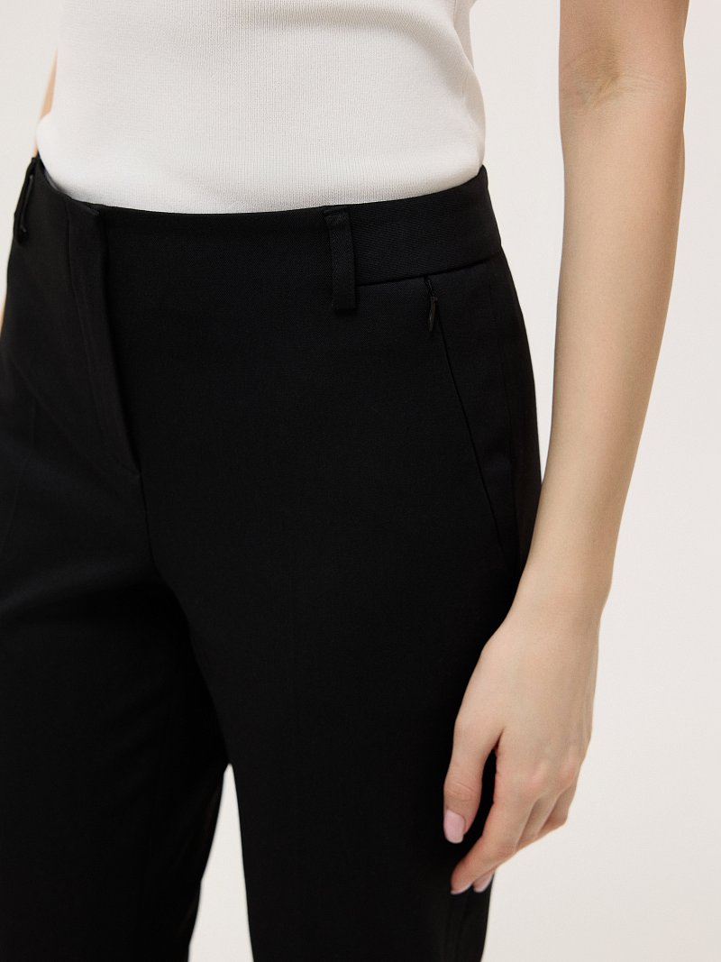 Узкие брюки 