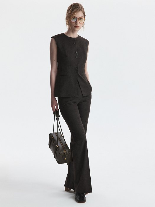 Приталенный костюмный жилет: фото №6