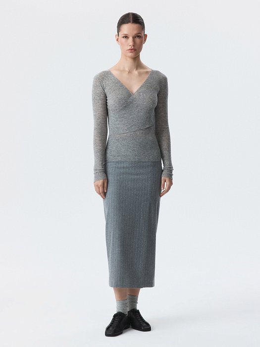 Шерстяной джемпер на запах: фото №2