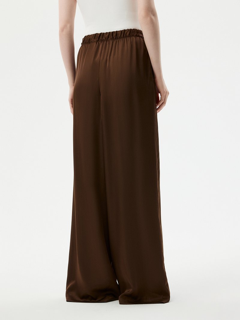 Атласные брюки на резинке