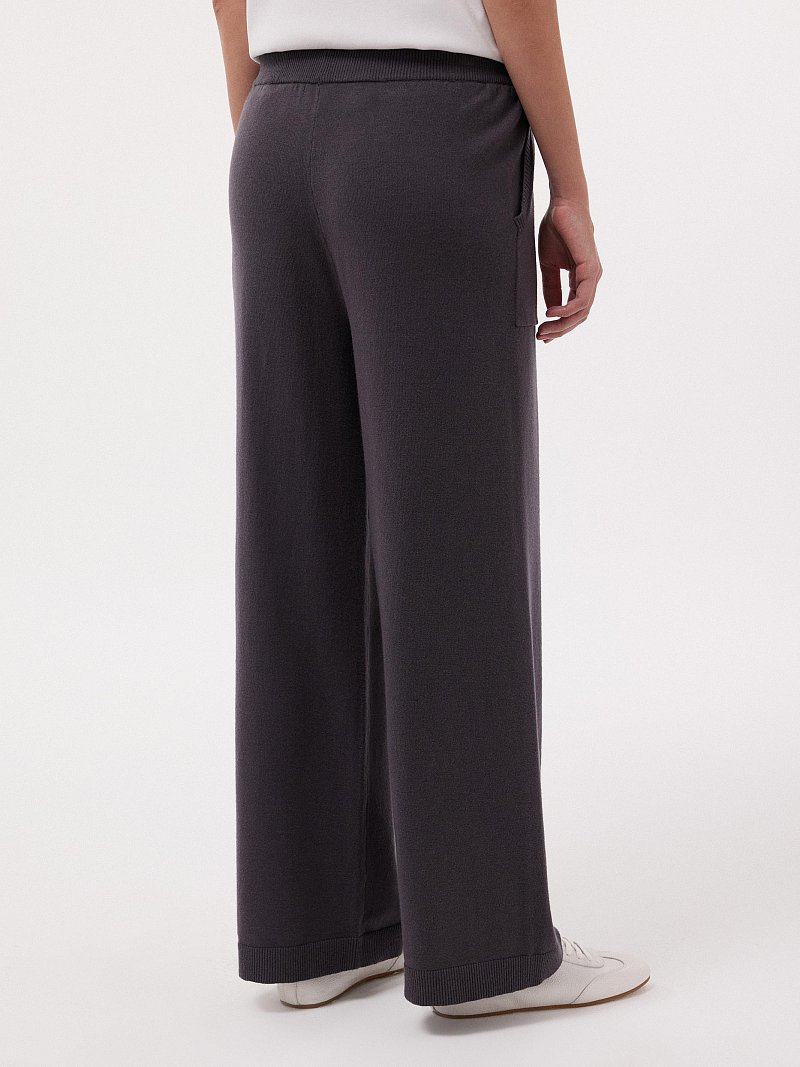 Прямые брюки из трикотажа