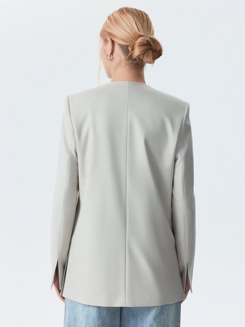 Прямой жакет без лацканов