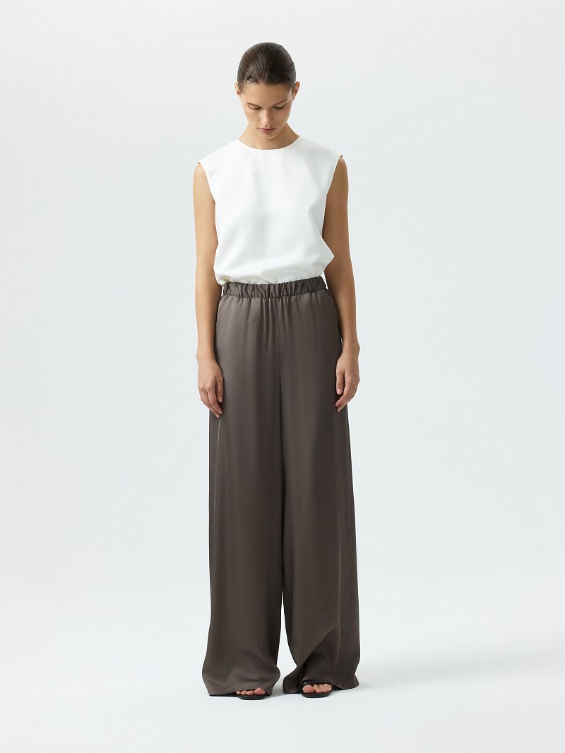 Атласные брюки на резинке