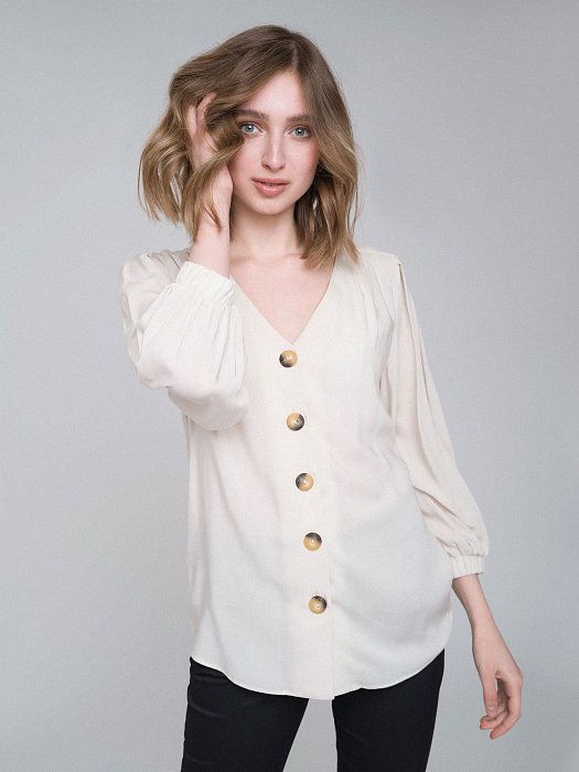 Блуза с объемными рукавами: фото №2