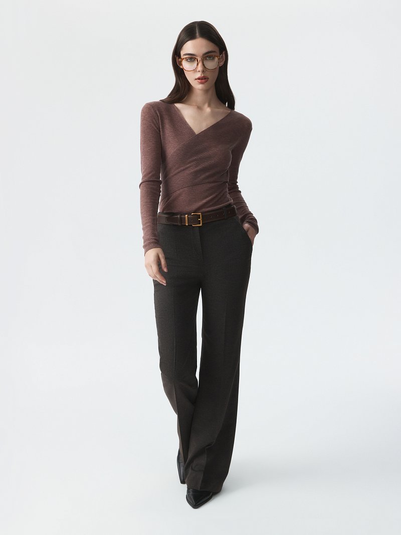 Расклешенные брюки из фланели