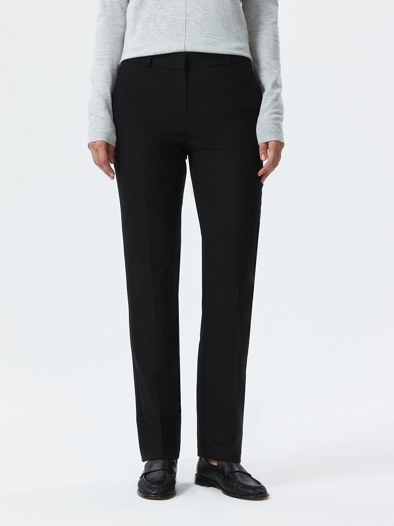 Брюки зауженного кроя