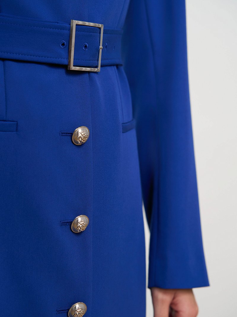 Платье из костюмной ткани с поясом