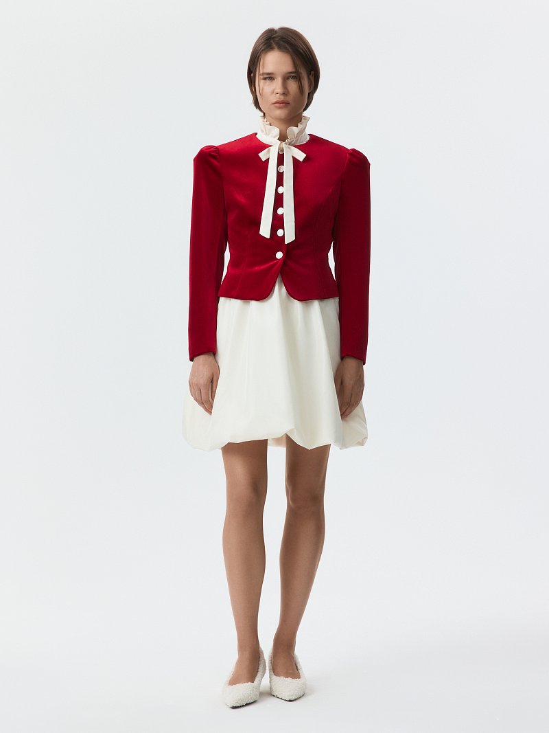 Бархатный жакет со съемным воротником