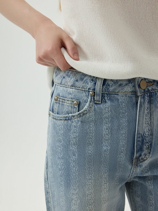 Джинсы с принтом: фото №4