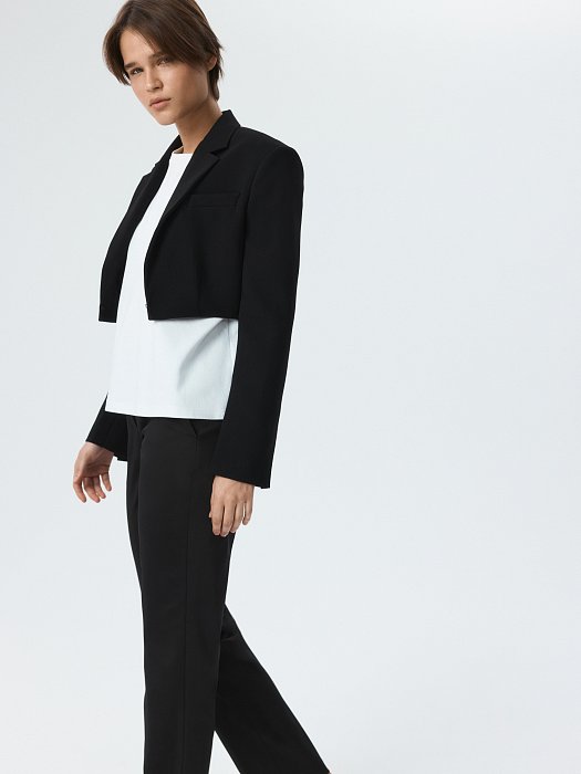 Зауженные брюки со стрелками: фото №5