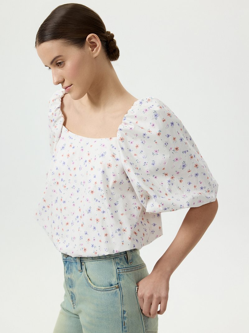 Блуза с цветочным принтом