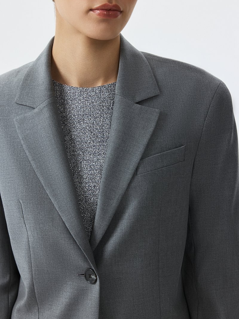 Укороченный жакет