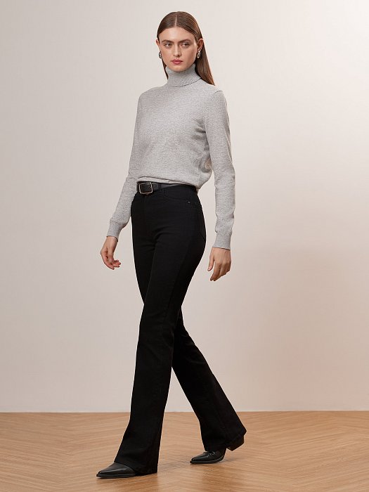 Джинсы расклешенного кроя: фото №2